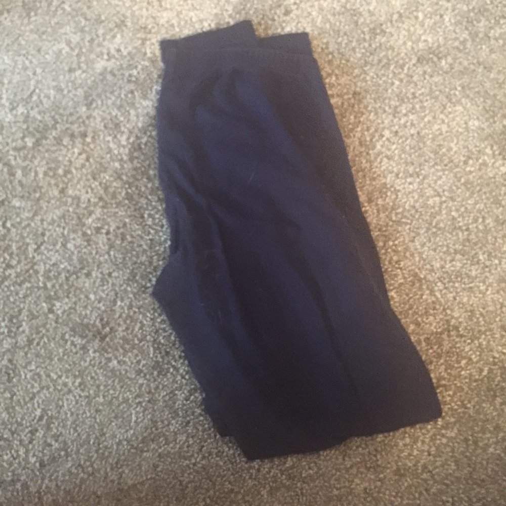 Navy blue leggings